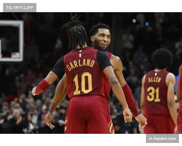 骑士118-106击败雄鹿 加兰缺阵米切尔独揽35分 骑士118-106击败雄鹿 加兰缺阵米切尔独揽35分